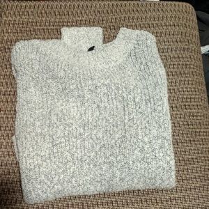 HM Cropped Sweater